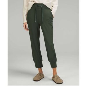 Lululemon Ready to Rulu High-Rise Cropped Jogger
